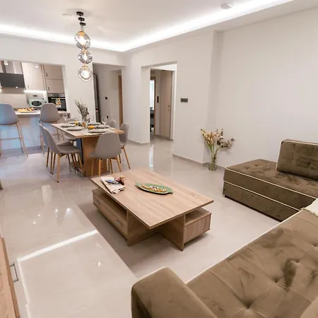 העיירה קוס Apartment Suite Byron מראה חיצוני תמונה